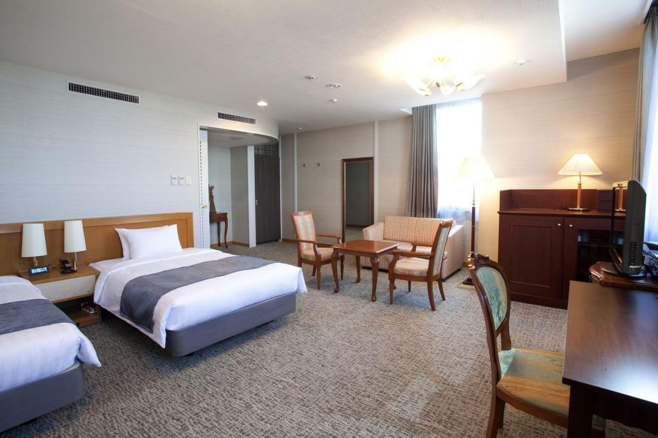 יוקוהאמה Hotel Mielparque Yokohama מראה חיצוני תמונה